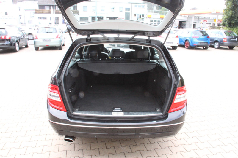 Mercedes-Benz C 250 CDI  4Matic Navi / Bi-Xenon /Schiebedach — photo 13