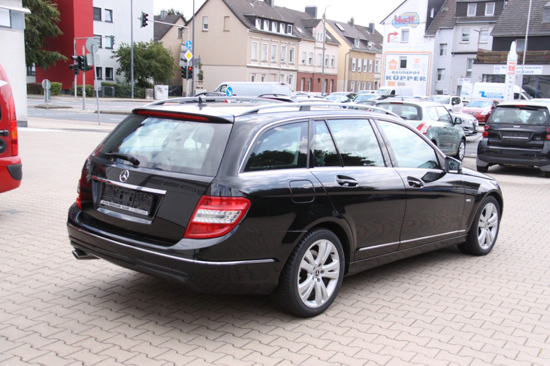 Mercedes-Benz C 250 CDI  4Matic Navi / Bi-Xenon /Schiebedach — photo 5