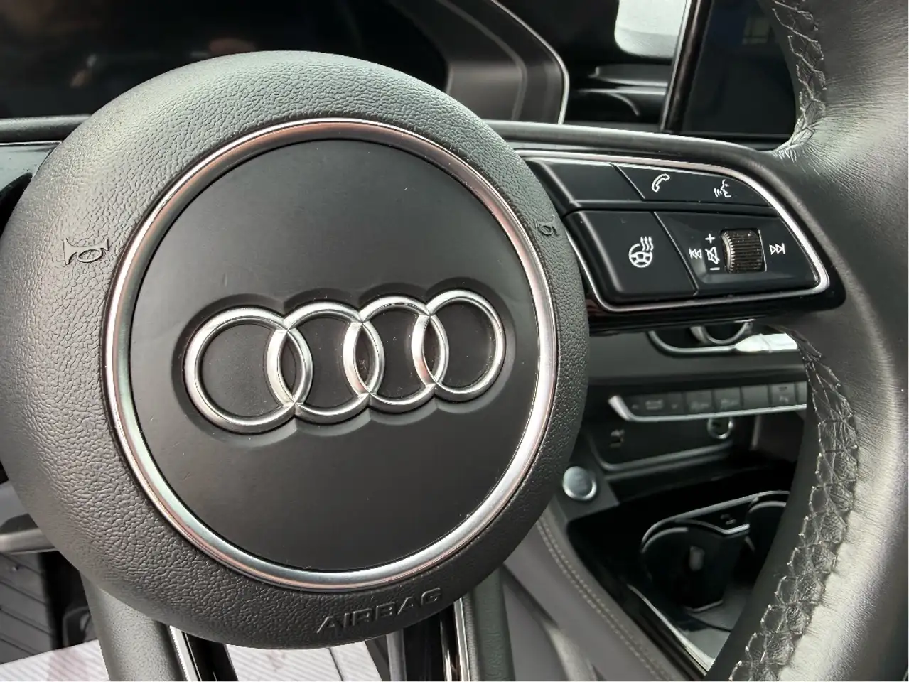 Audi A4 allroad снимка Audi A4 allroad