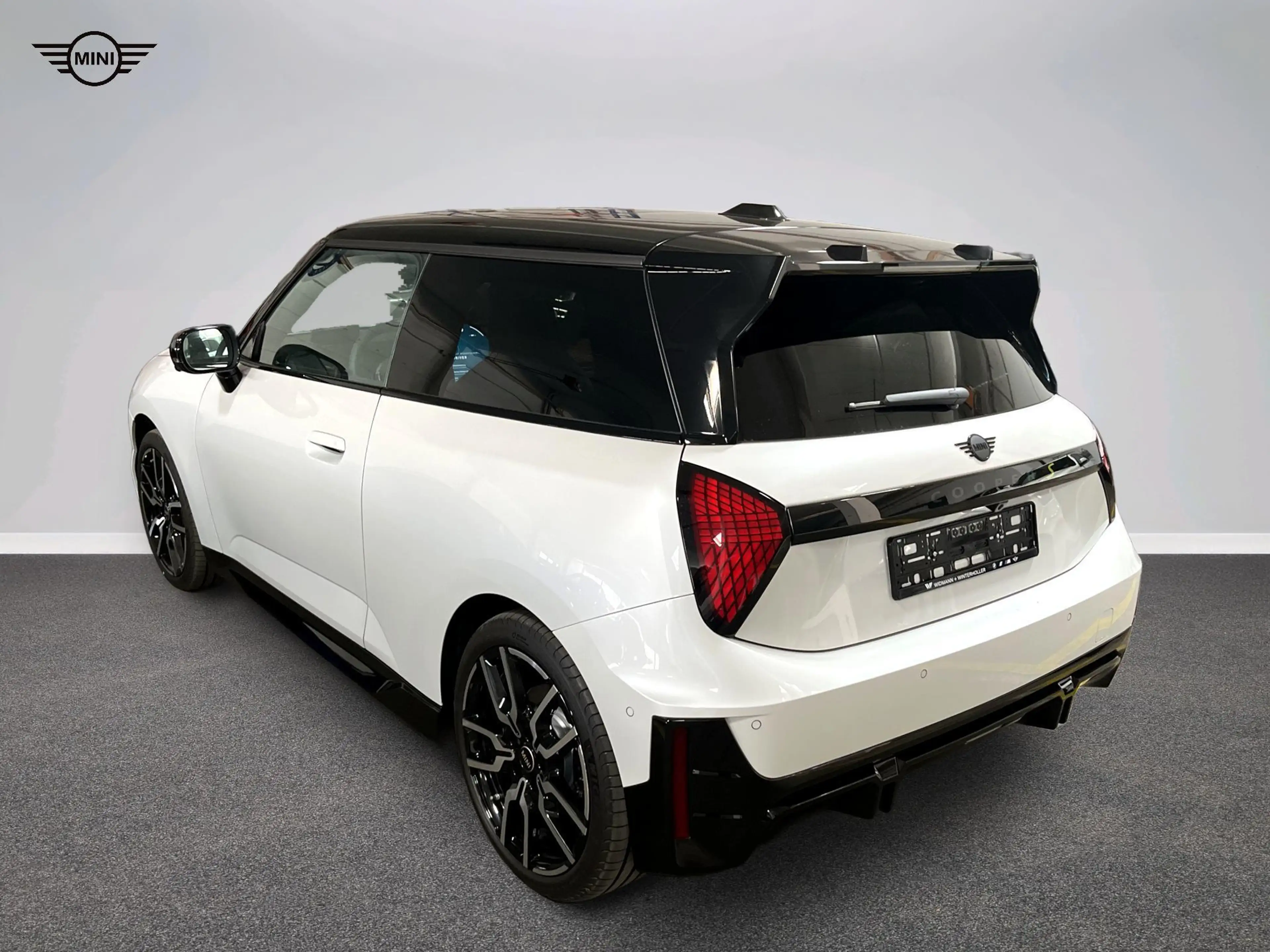 MINI Cooper SE John Cooper Works Trim — photo 7