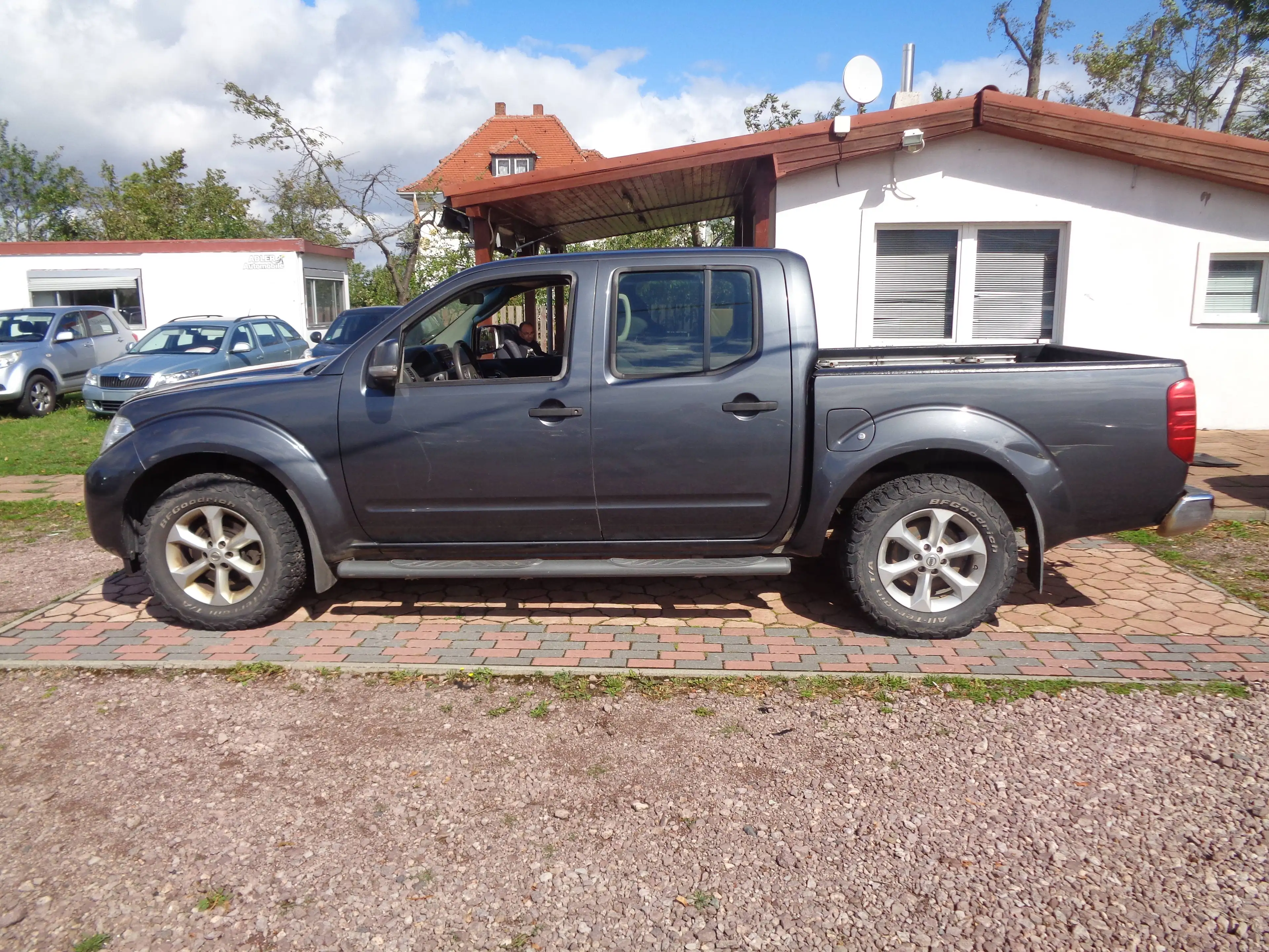 Nissan Navara DoppelKabine 4x4 -2.HAND -LKW — photo 8