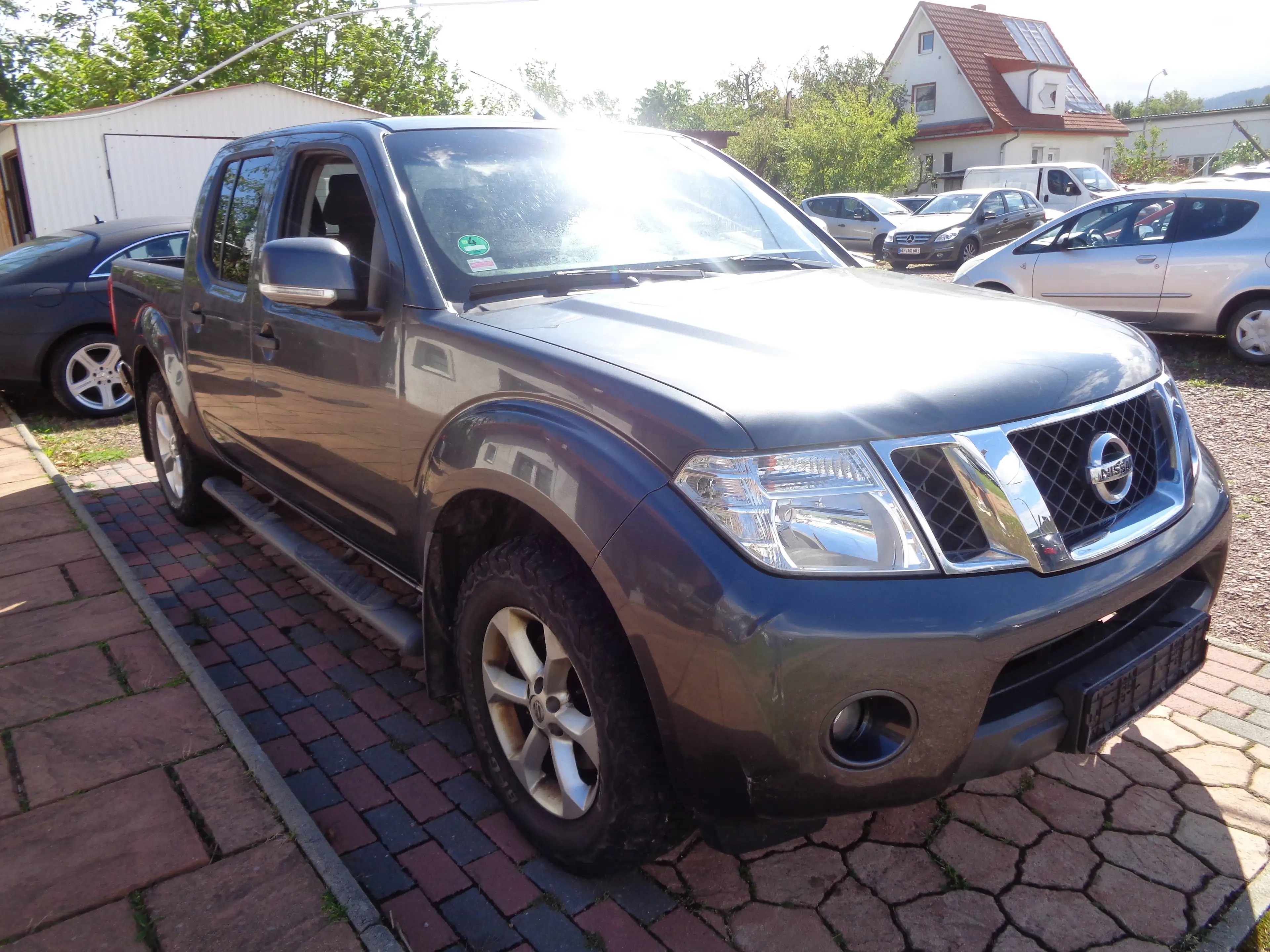 Nissan Navara DoppelKabine 4x4 -2.HAND -LKW