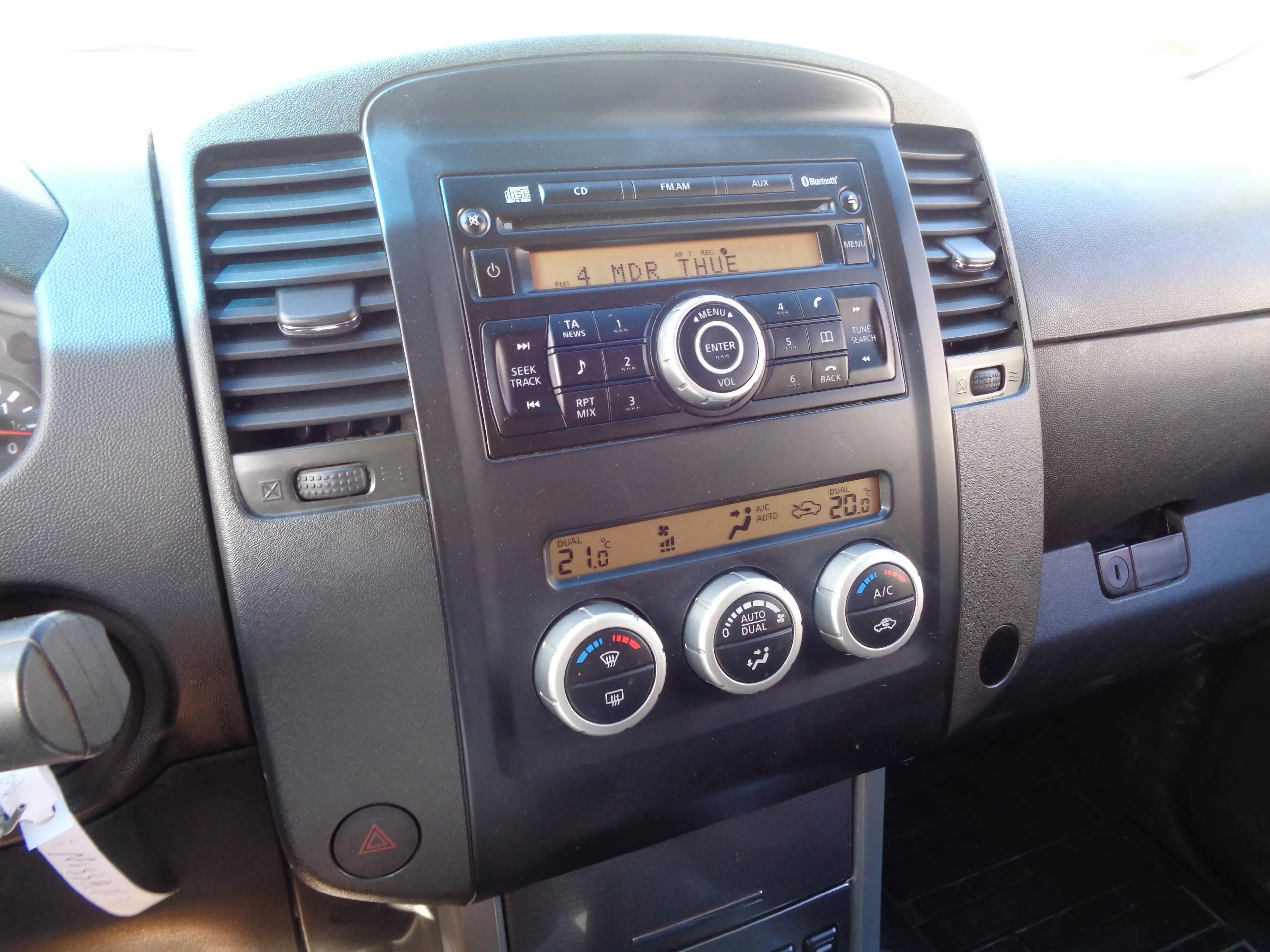 Nissan Navara DoppelKabine 4x4 -2.HAND -LKW — photo 10