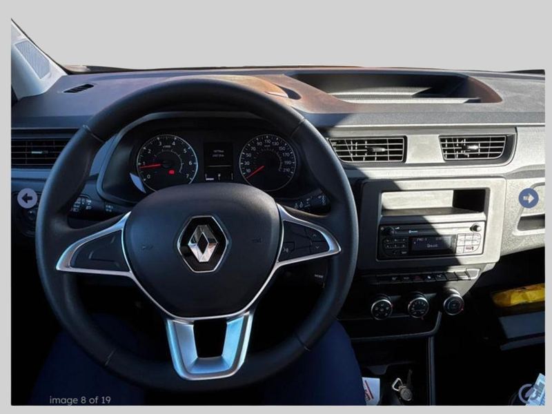 Renault Express Tce 102 ECOLEADER Essentiel — photo 9