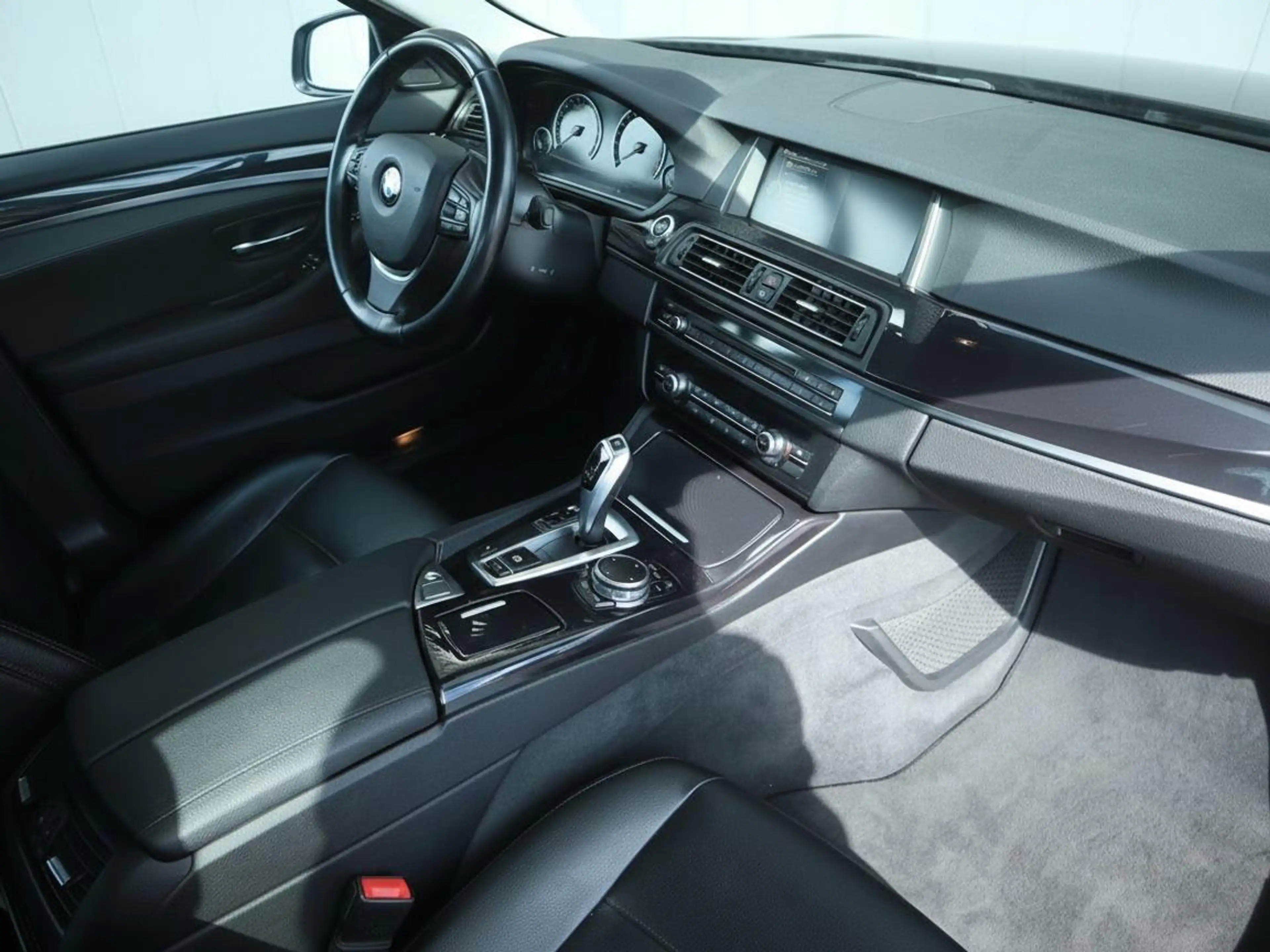 BMW 528 5-serie 528i Executive | Clima | Cruise | Navi | L — photo 12