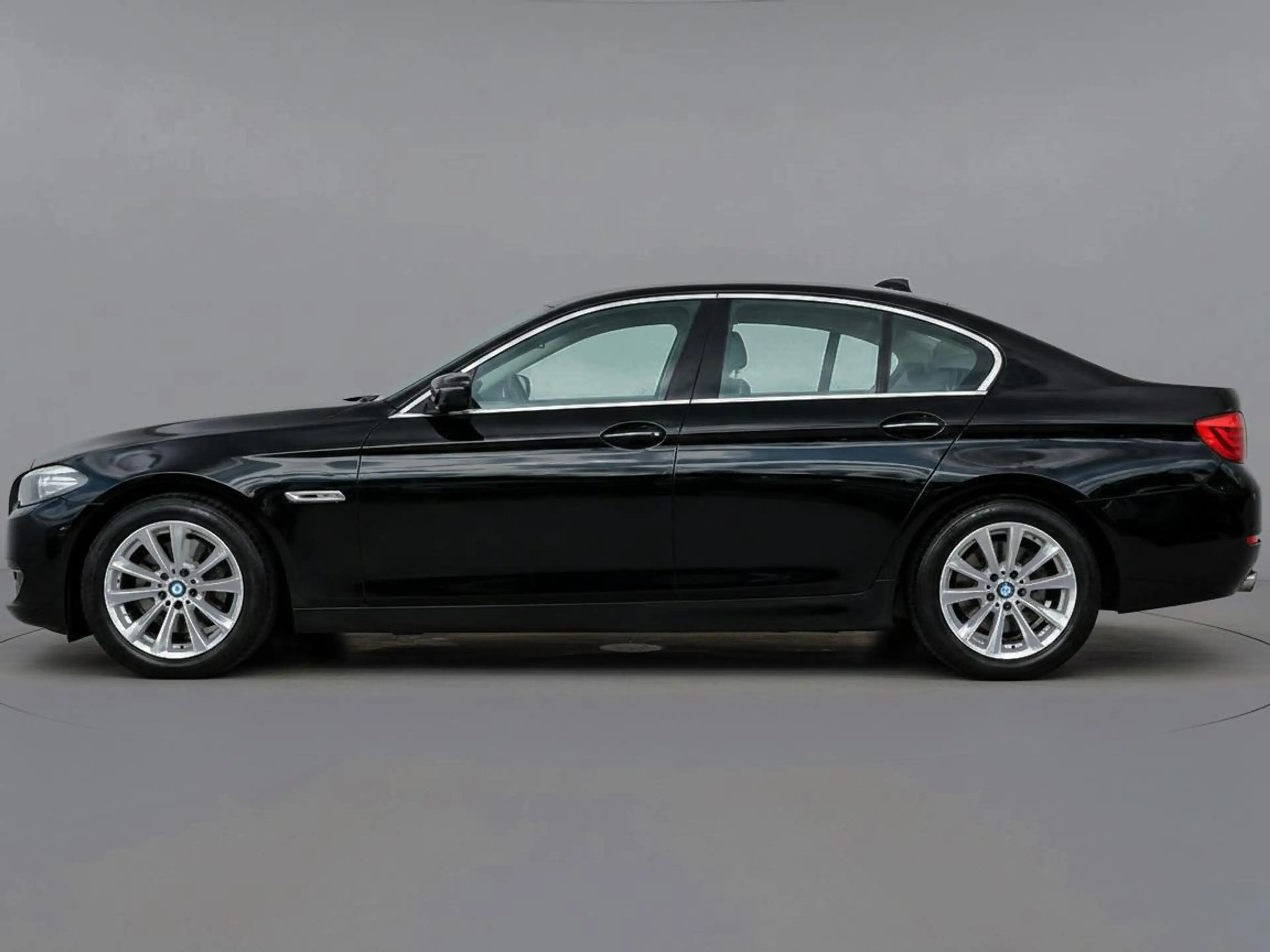 BMW 528 5-serie 528i Executive | Clima | Cruise | Navi | L — photo 5