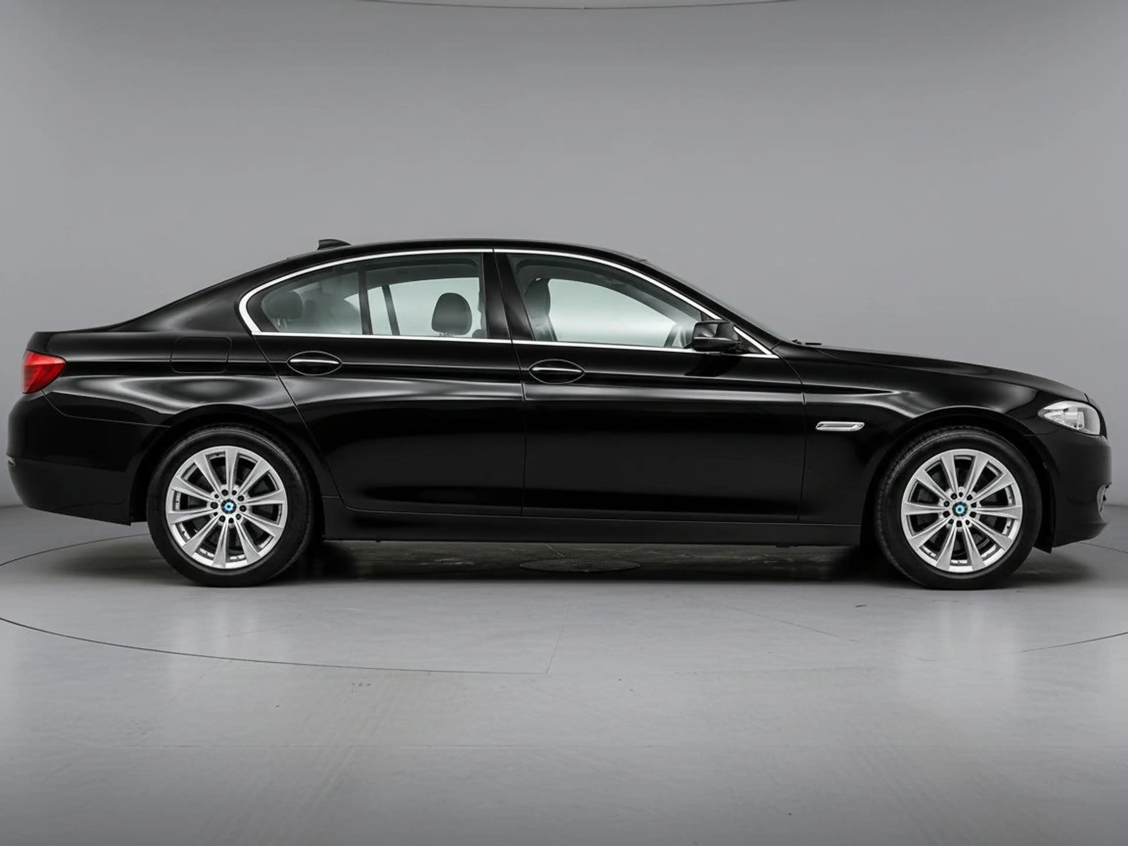 BMW 528 5-serie 528i Executive | Clima | Cruise | Navi | L — photo 3
