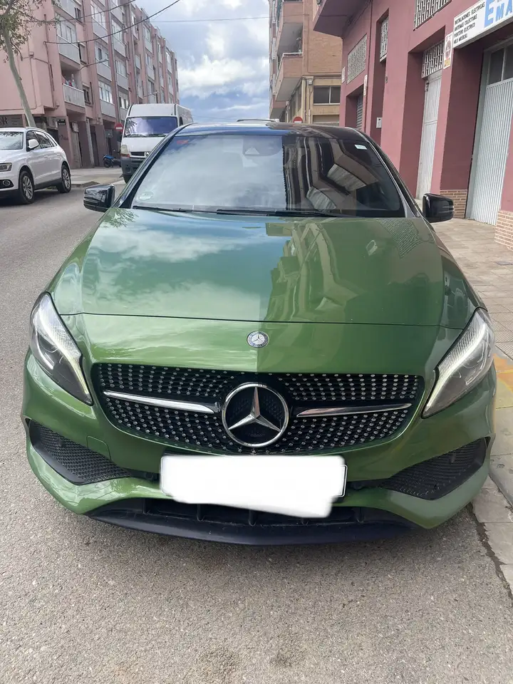 Mercedes-Benz A 220