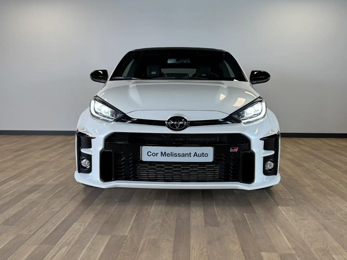 Toyota Yaris 1.6 GR Performance Blanc - 2