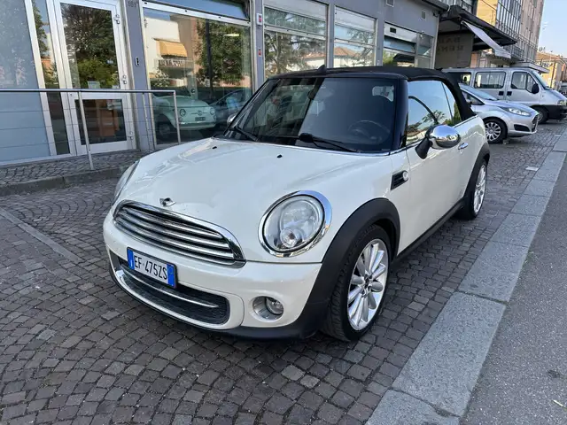 MINI Cooper D Cabrio 1.6 112cv