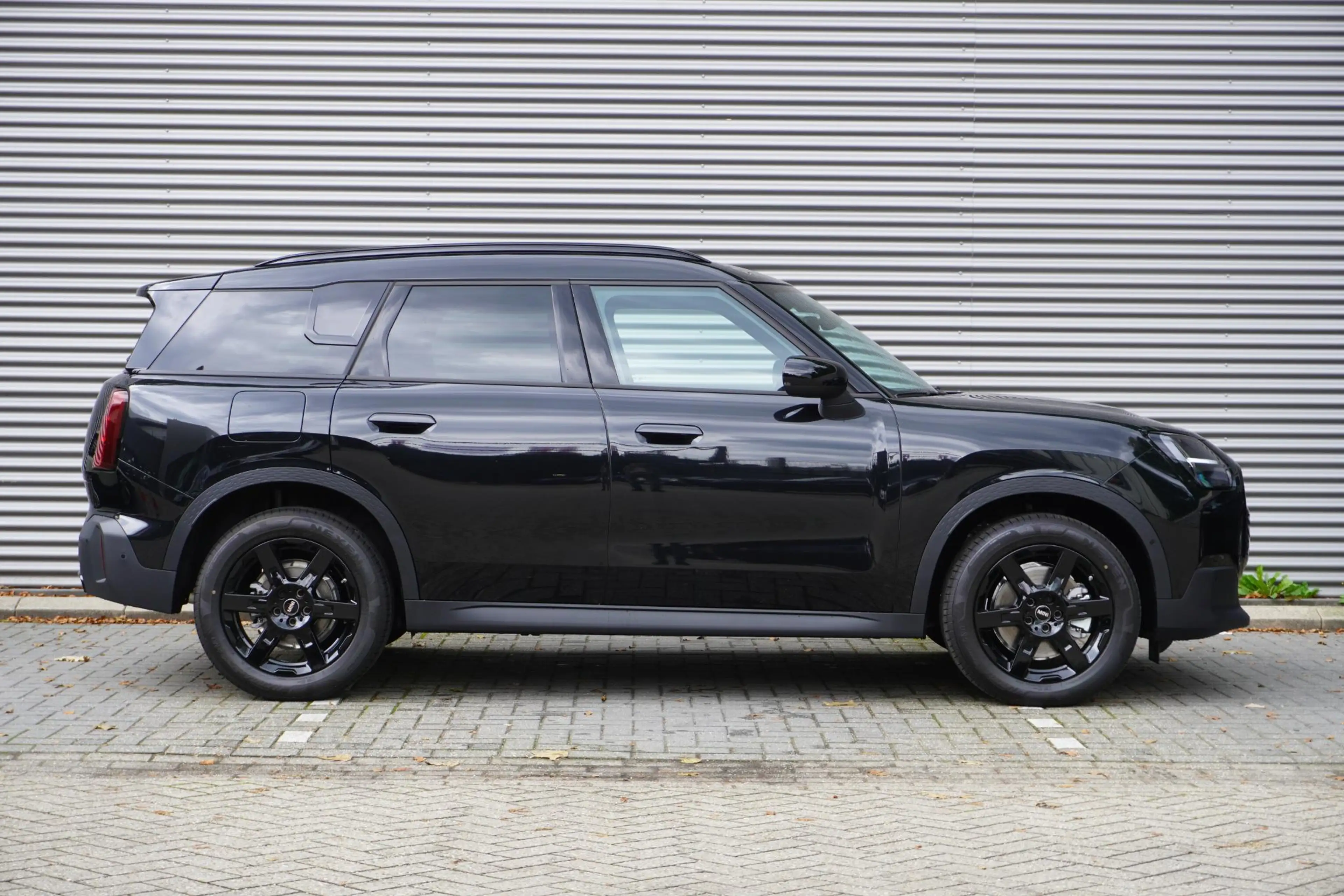 MINI Countryman C | Black Multitone | Extra getint glas | Driving As — photo 4