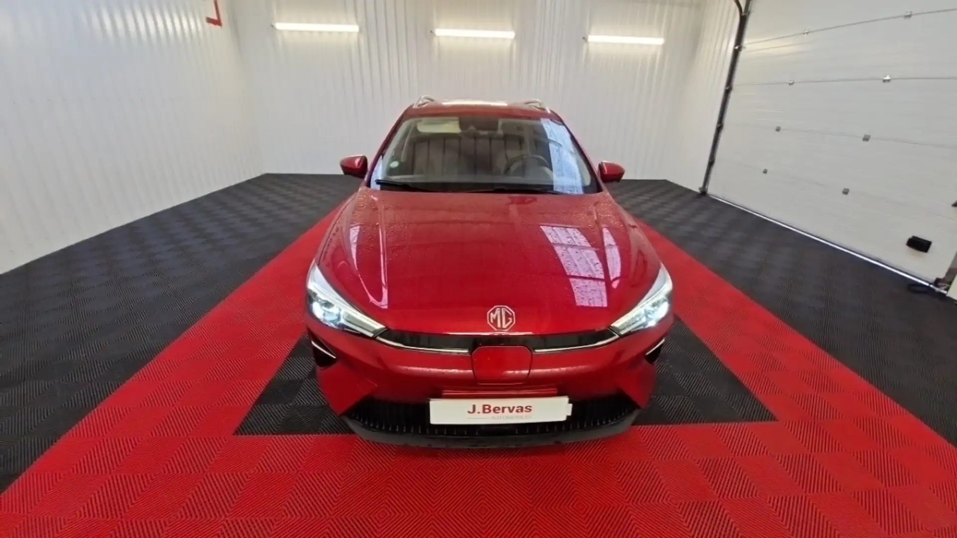 MG MG5 Luxury 61kWh Rouge - 2