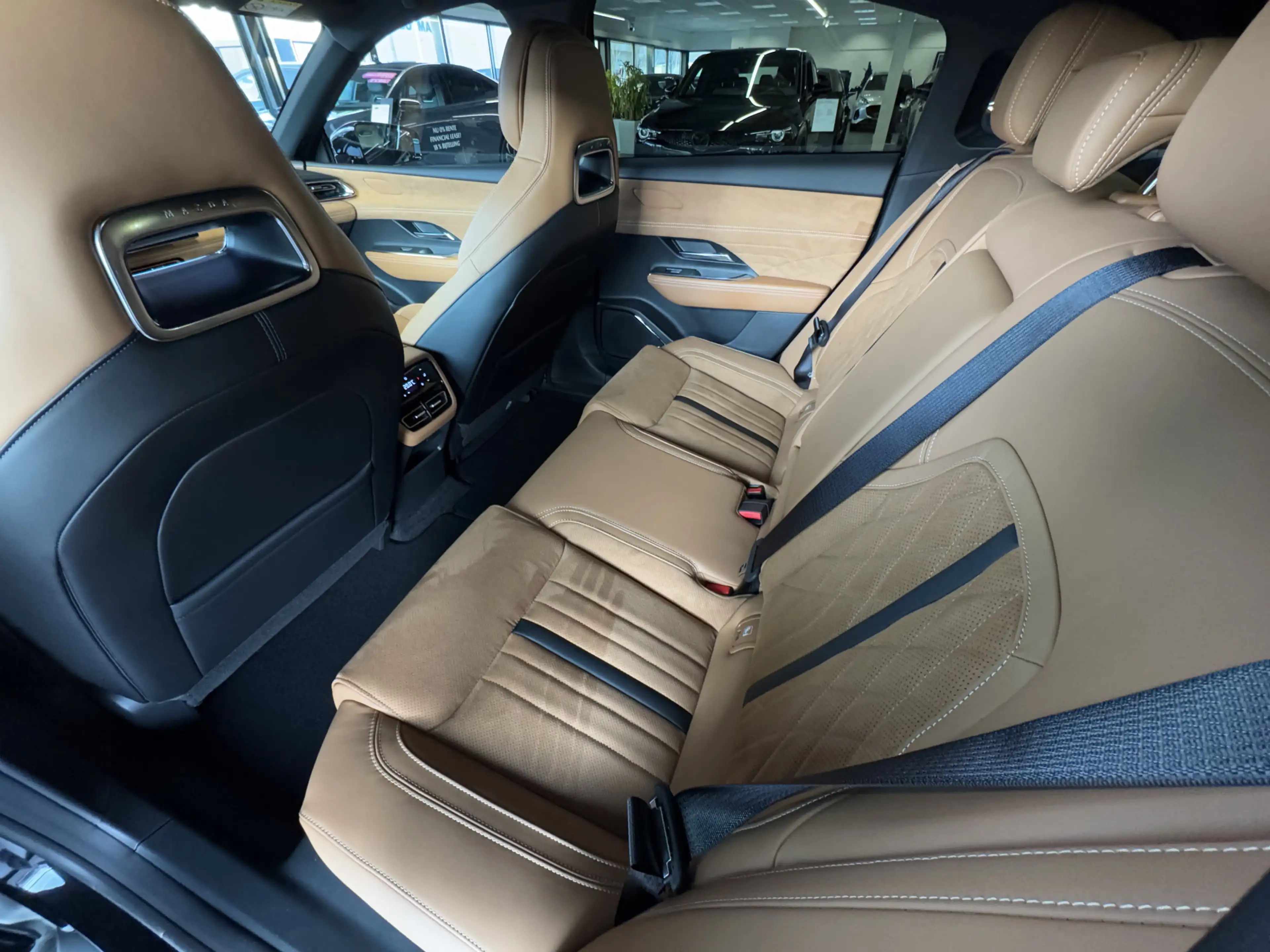 Mazda 6e Takumi Plus Business Edition Long Range 80 kWh | P — photo 12