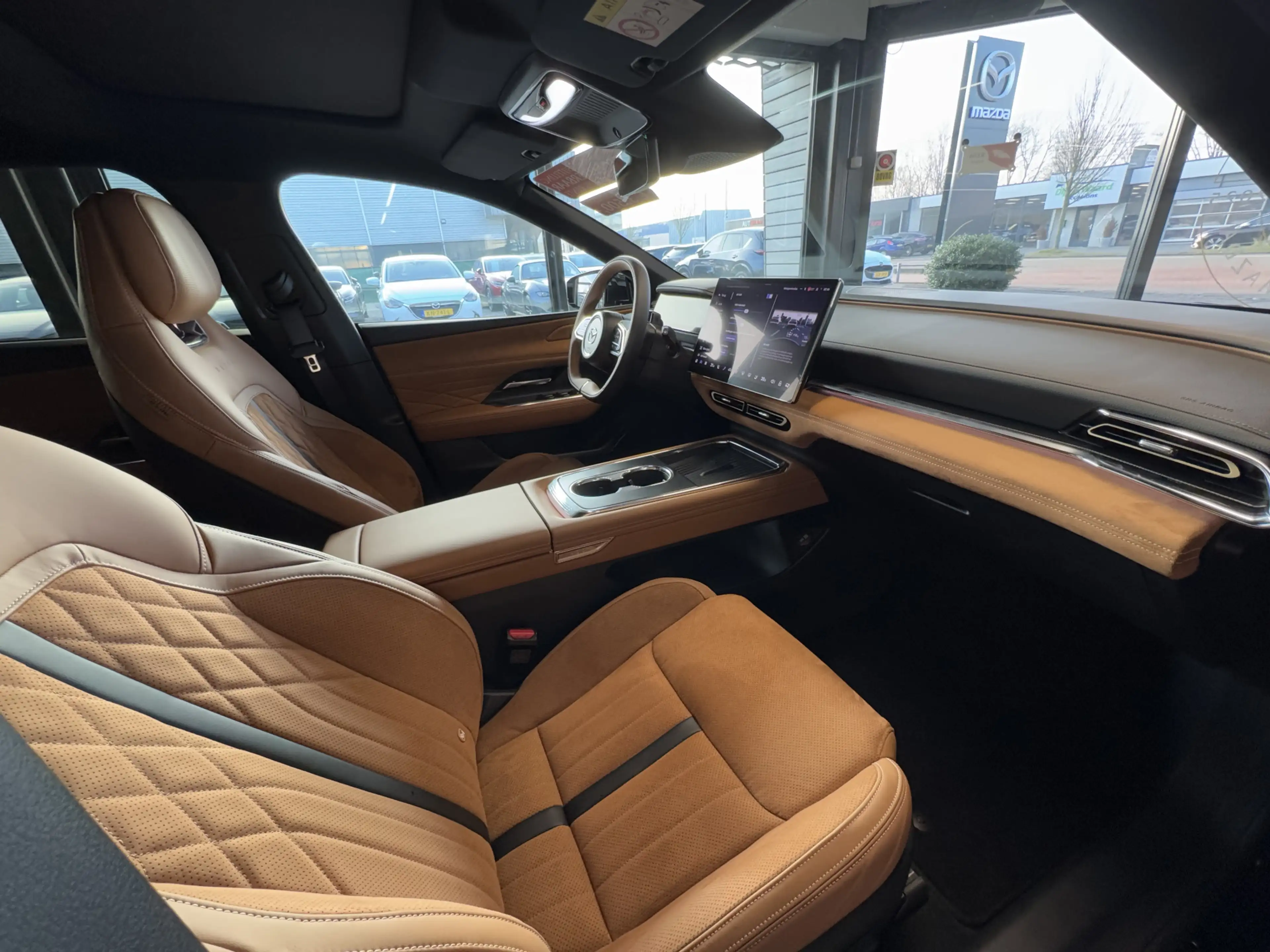 Mazda 6e Takumi Plus Business Edition Long Range 80 kWh | P — photo 30