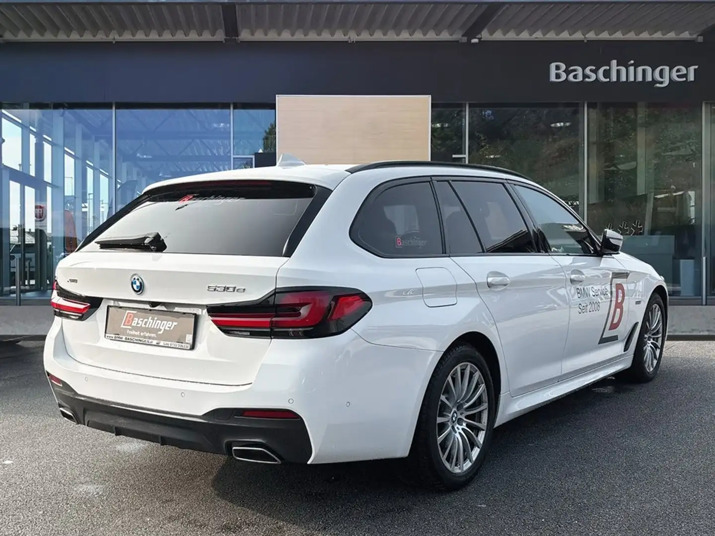 BMW 530 e xDrive Touring Aut. Blanc - 2