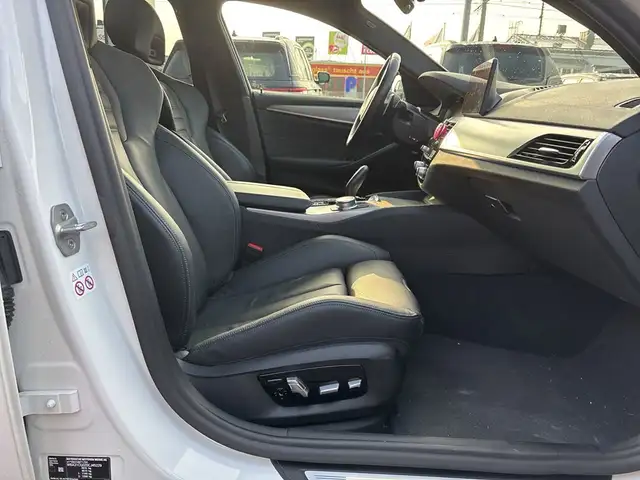 BMW M view 6