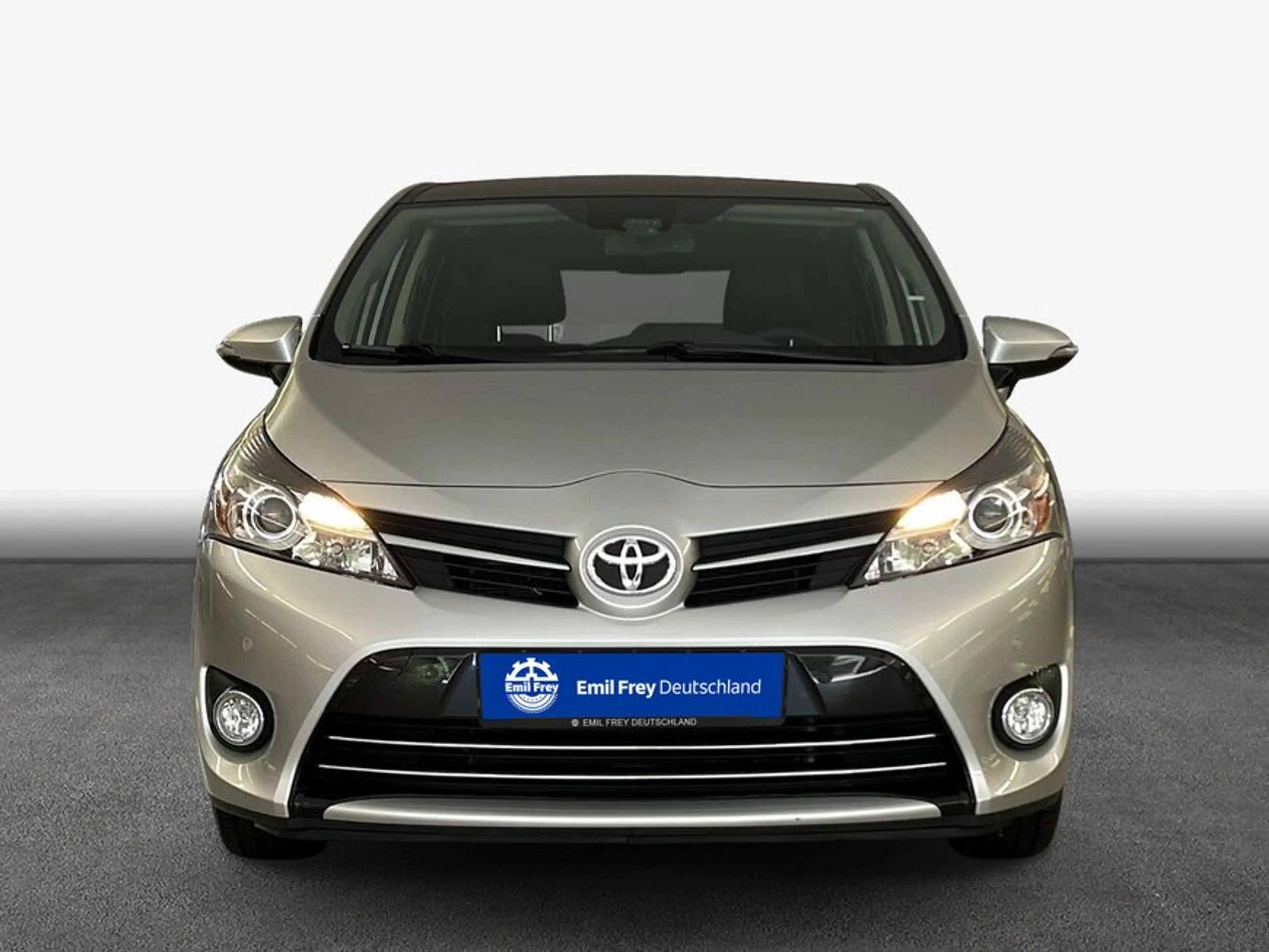 Toyota Verso 1.8 Multidrive S 5-Sitzer Panoramadach — photo 3