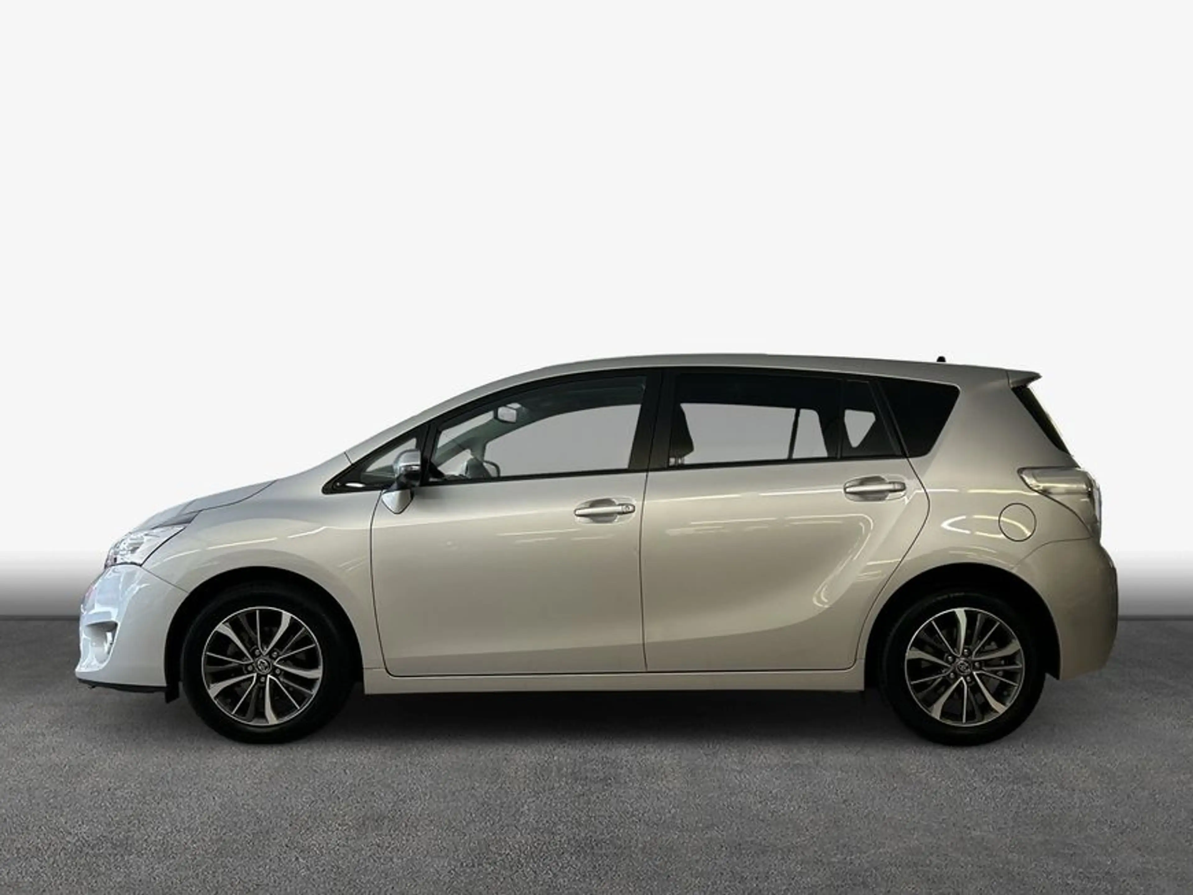 Toyota Verso 1.8 Multidrive S 5-Sitzer Panoramadach — photo 4
