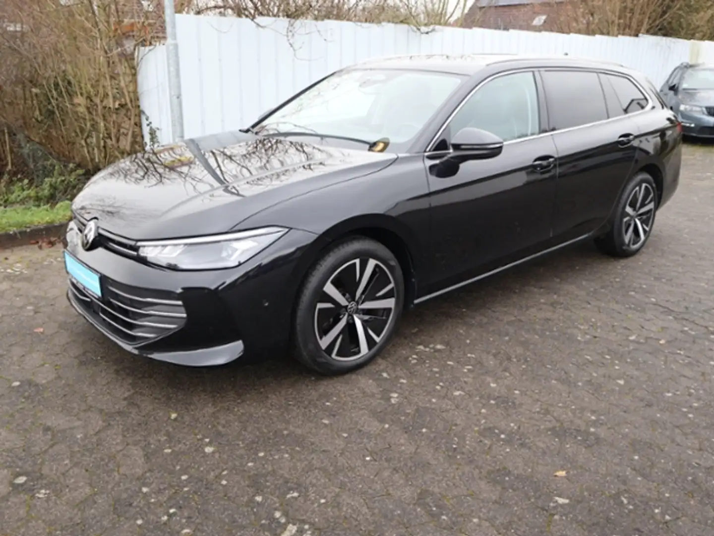 Volkswagen Passat Variant Business 1.5 eTSI DSG AHK/KEYLESS Noir - 2