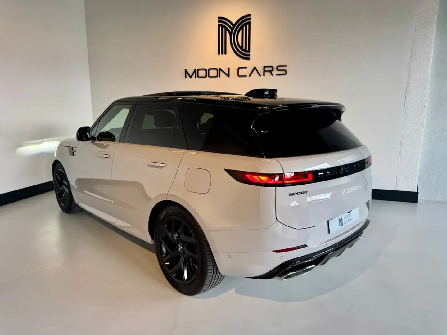 Land Rover Range Rover Sport 3.0 i6 PHEV Dynamic SE 460 Gris - 2