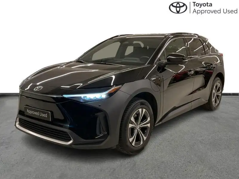 TOYOTA Bz4x