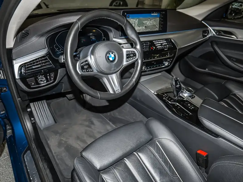 Annonce voiture d'occasion BMW 545 - CARADIZE