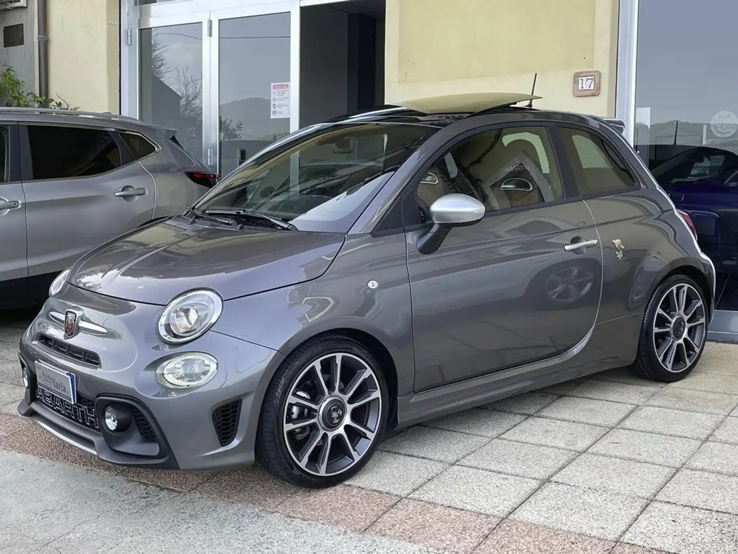 Abarth 595 Turismo 595 1.4 T-Jet 16V 165cv Turismo "Tetto apribile" Grigio - 2