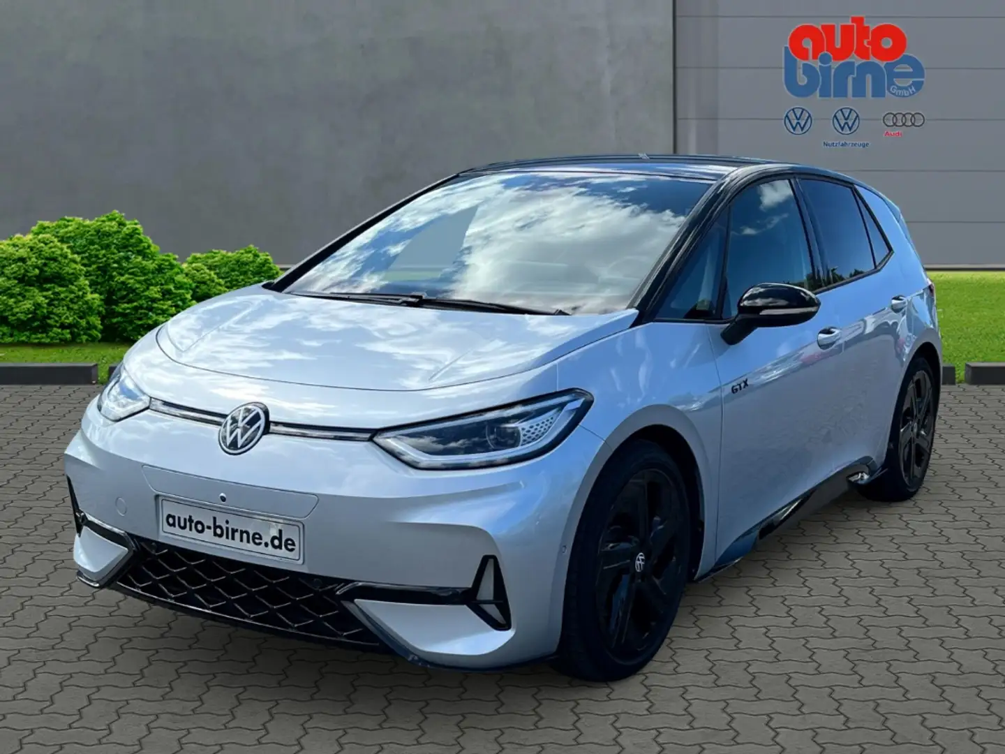 Volkswagen ID.3 GTX 210 kW HUD StandHZG AHK-abnehmbar Panorama Nav Silber - 1