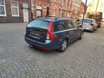 V50 1.6 D DRIVe