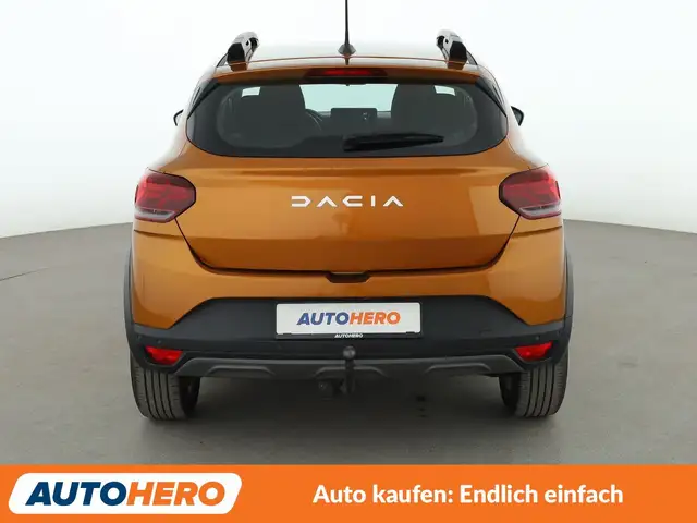 Dacia Sandero view 5