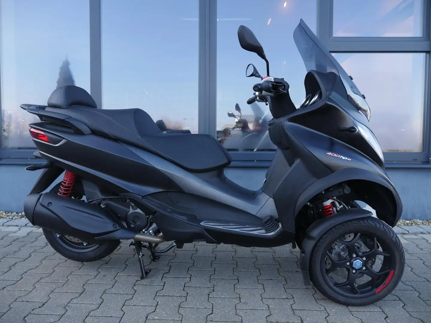 Piaggio MP3 400 - Neu - mehrere Farben - 1
