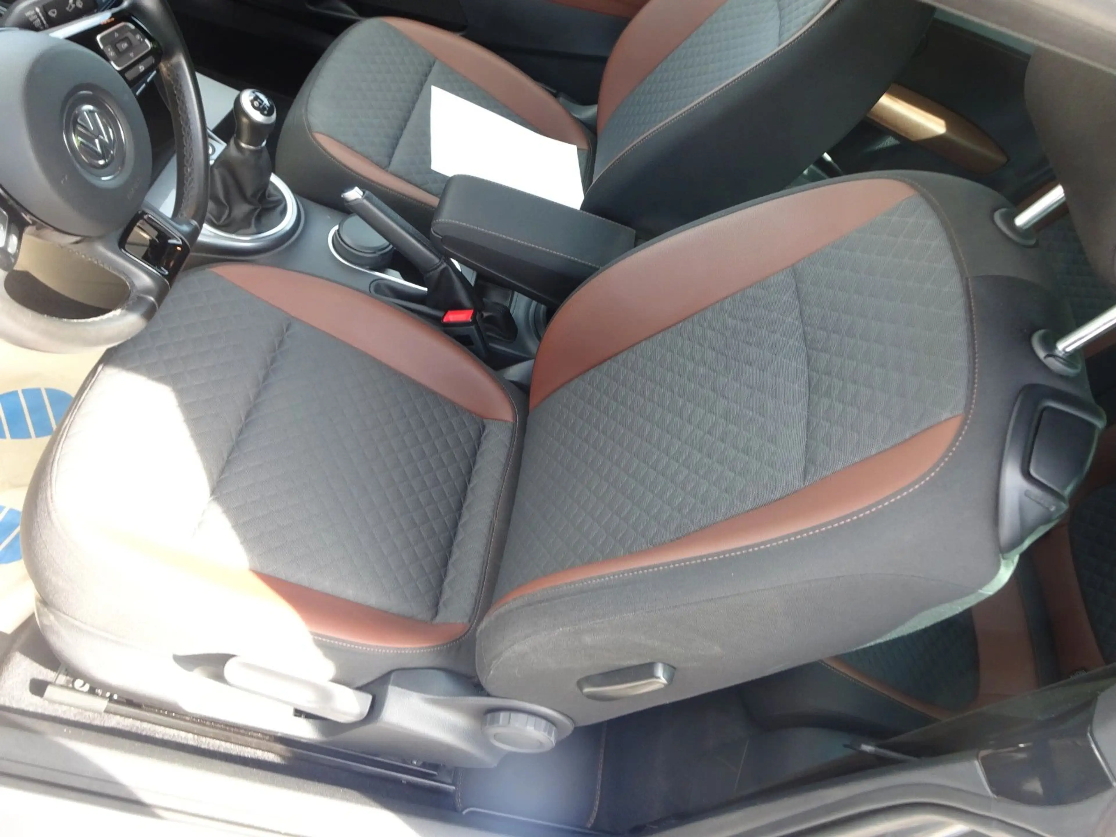 Volkswagen Beetle Allstar/NAVI/KAMERA/EURO 6 — photo 14