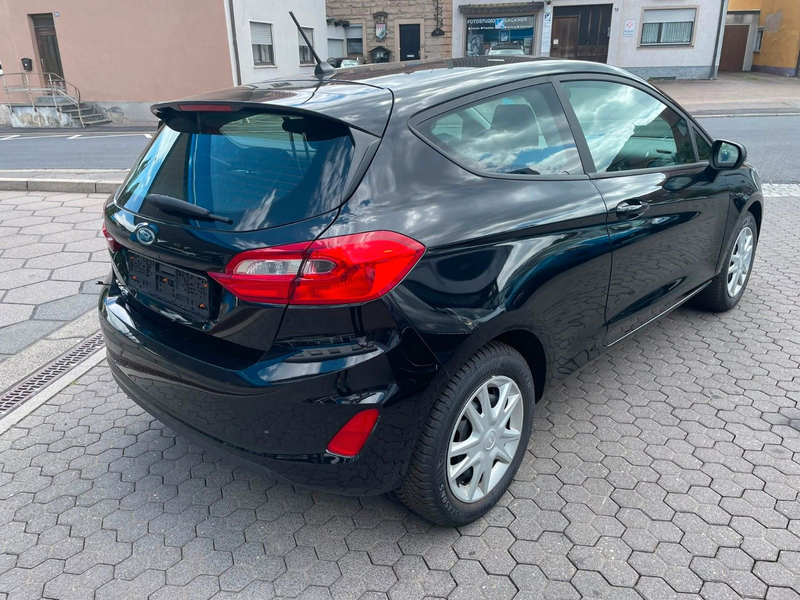 Ford Fiesta Trend — photo 6