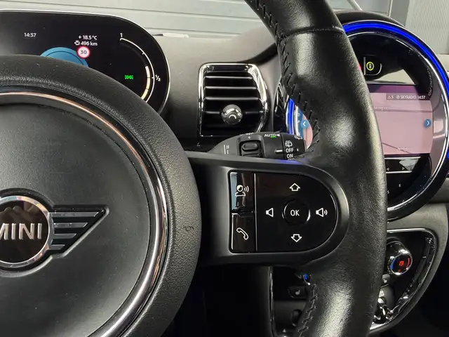 MINI Clubman view 19