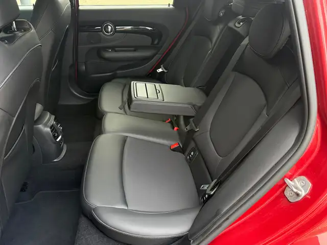 MINI Clubman view 5