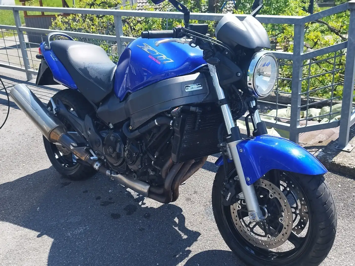 Honda X 11 Albastru - 1