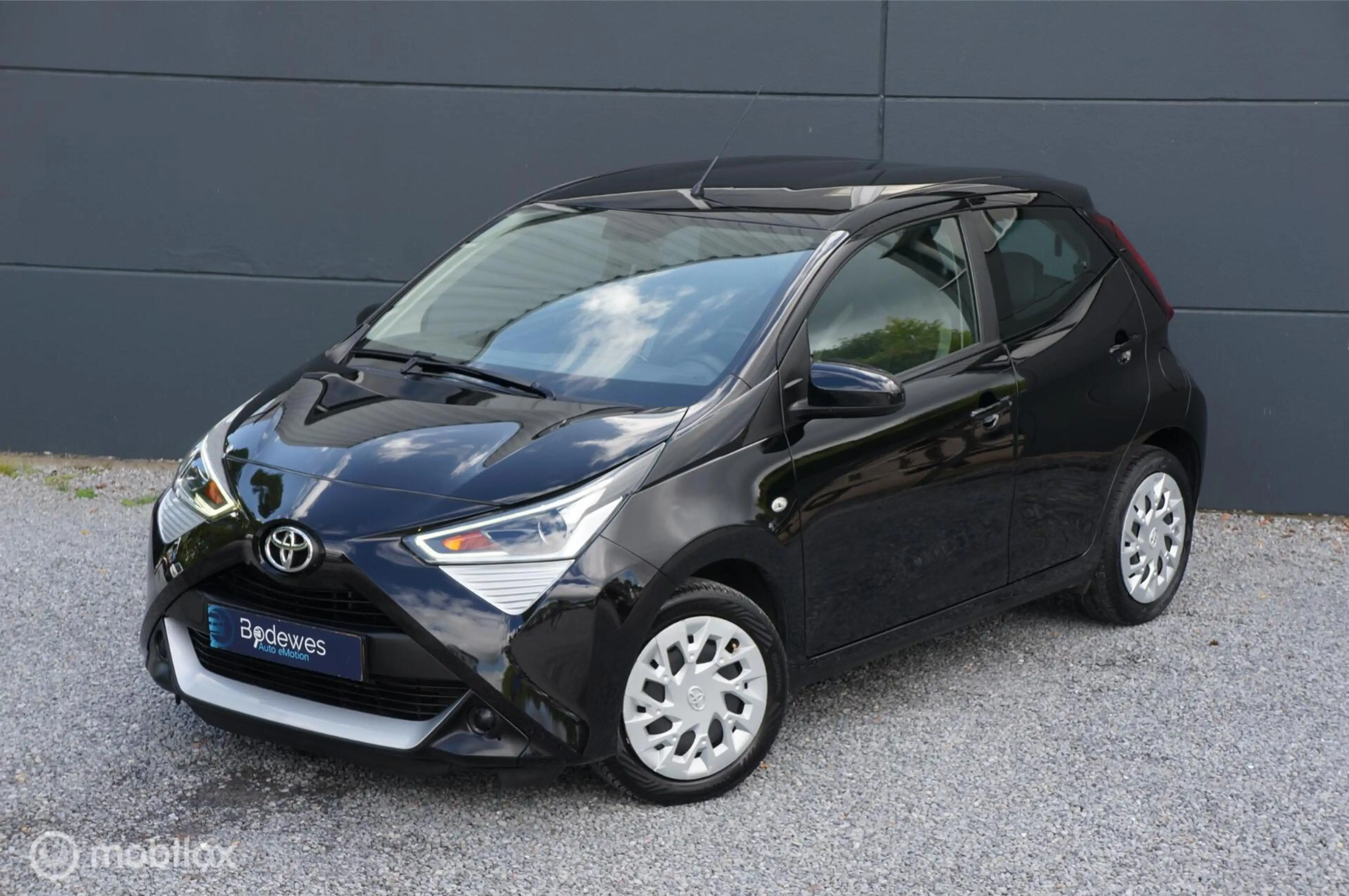 Toyota Aygo 1.0 VVT-i X-Play Airco Apple/Android Lage Km's! — photo 27