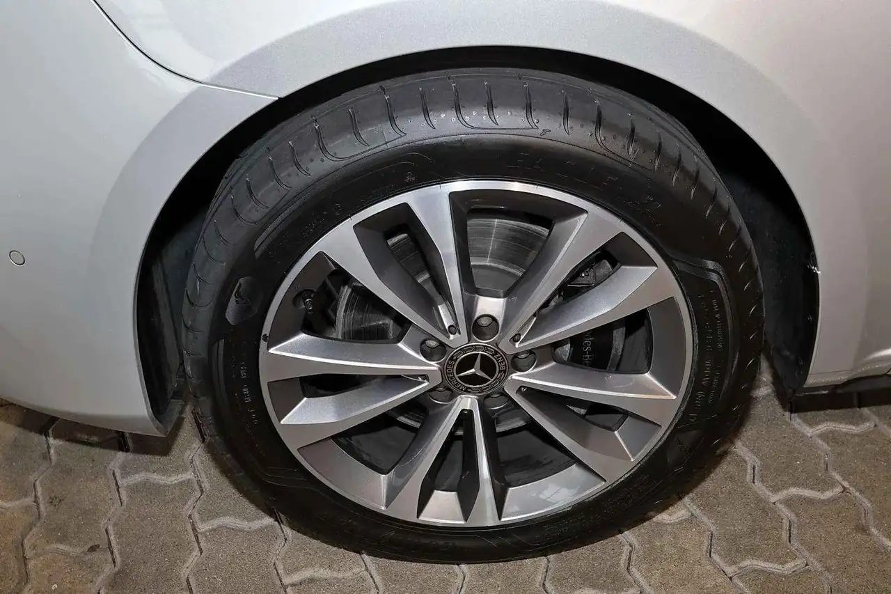 Mercedes-Benz V 300 d EDITION Lang Rükam+Totwink+Sitzhzg 3