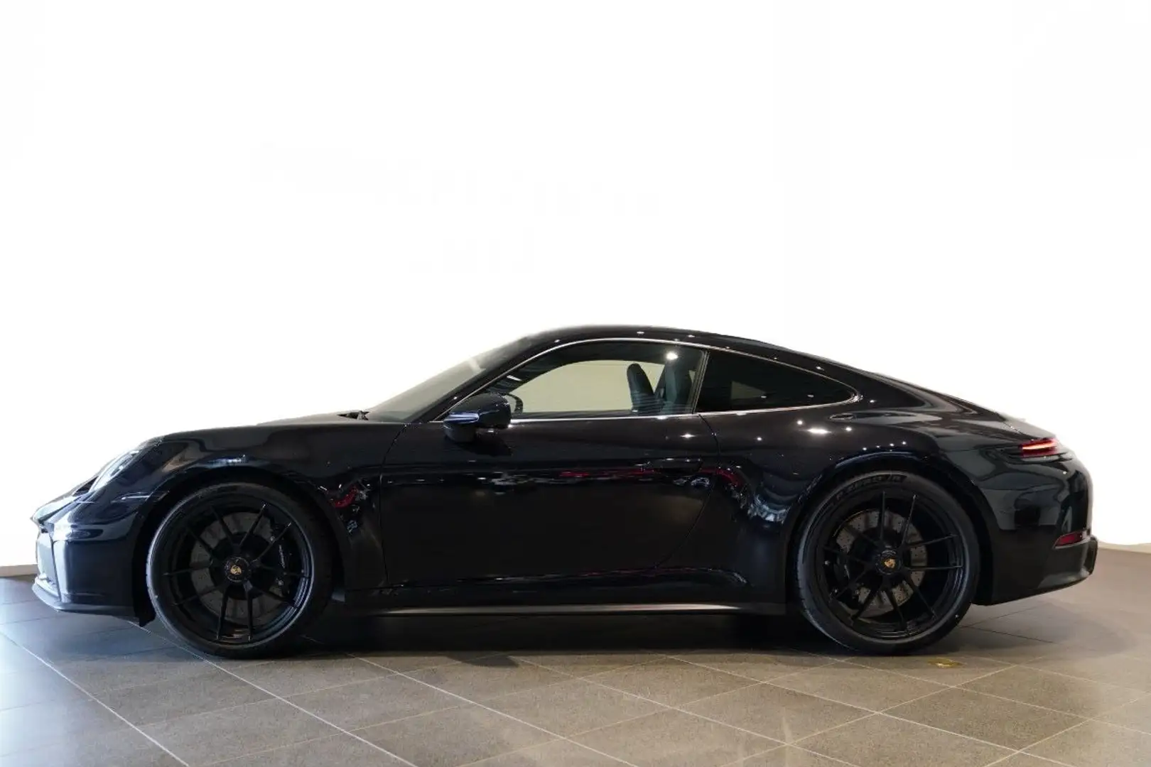 Porsche 911 Carrera GTS T-Hybrid*18WayMemo*BOSE*SpDesign Schwarz - 2