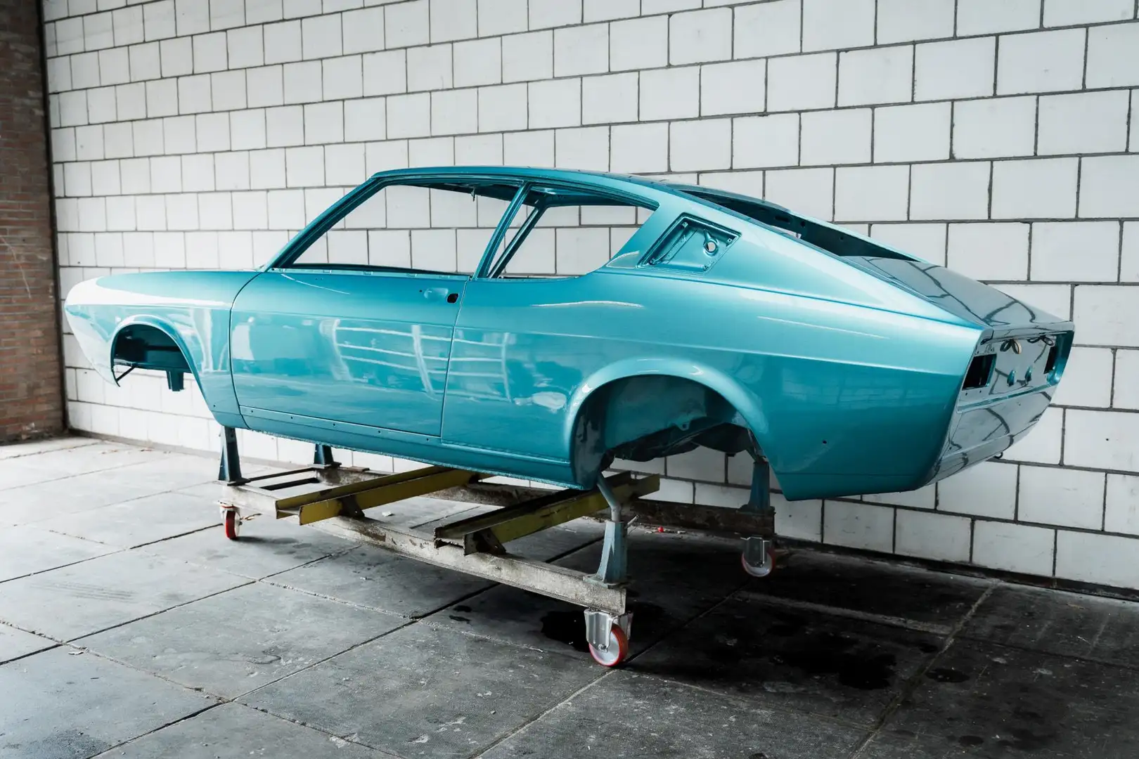 Audi 100 S Coupé - Over Complete Project – German Delivered Bleu - 2