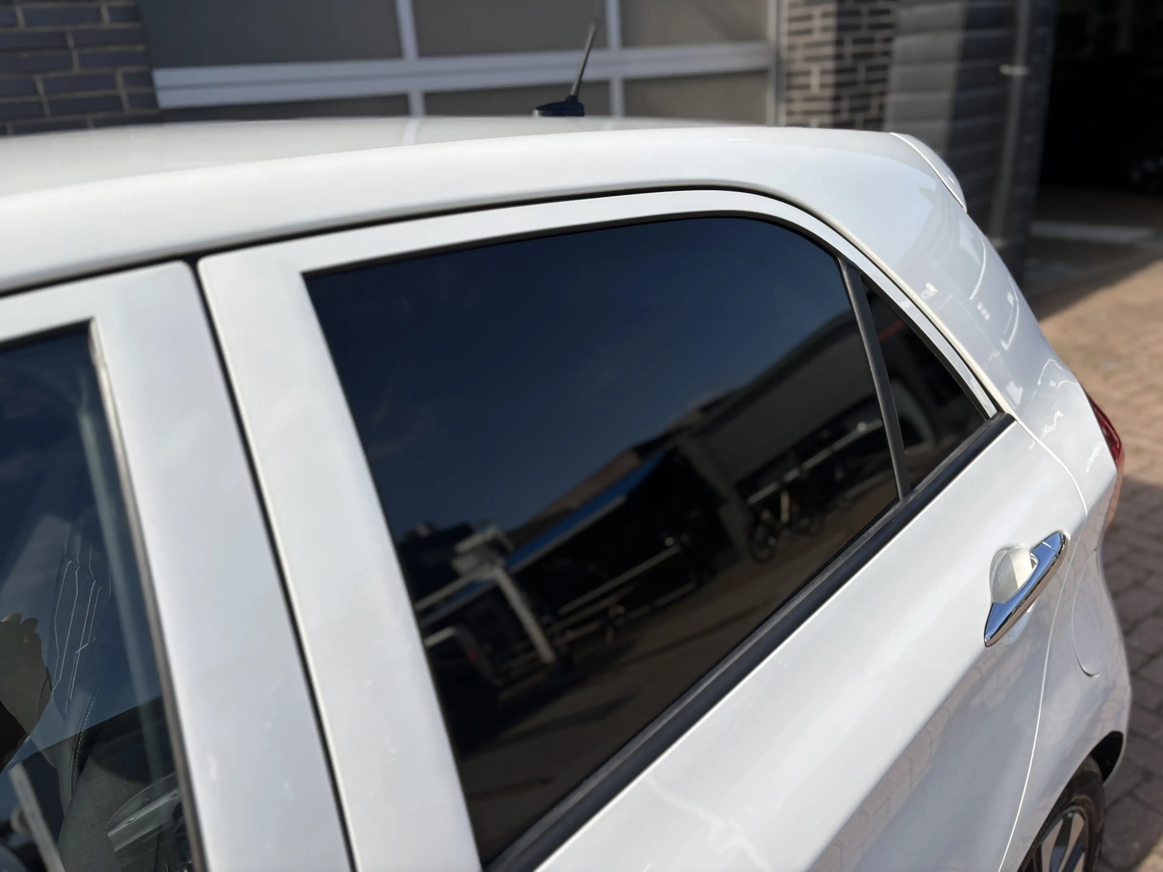 Kia Picanto 1.0 CVVT ComfortPlusLine Navigator, climate/cruise — photo 10