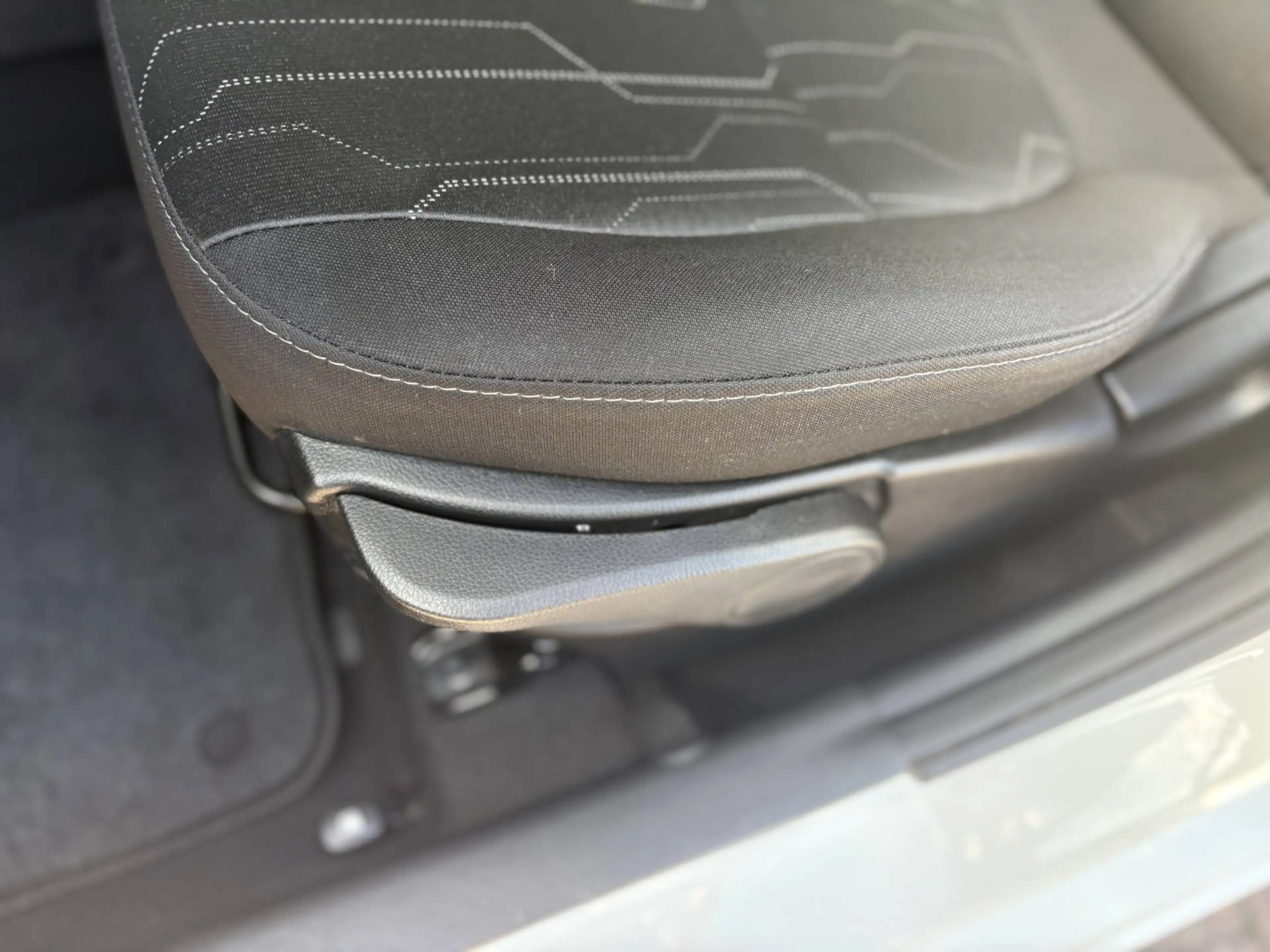 Kia Picanto 1.0 CVVT ComfortPlusLine Navigator, climate/cruise — photo 6