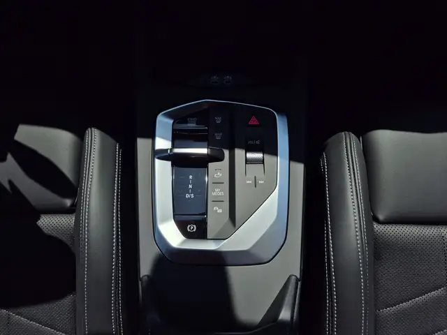 BMW 2 Series view 10