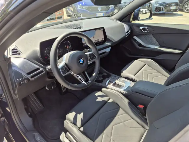 BMW 2 Series view 6