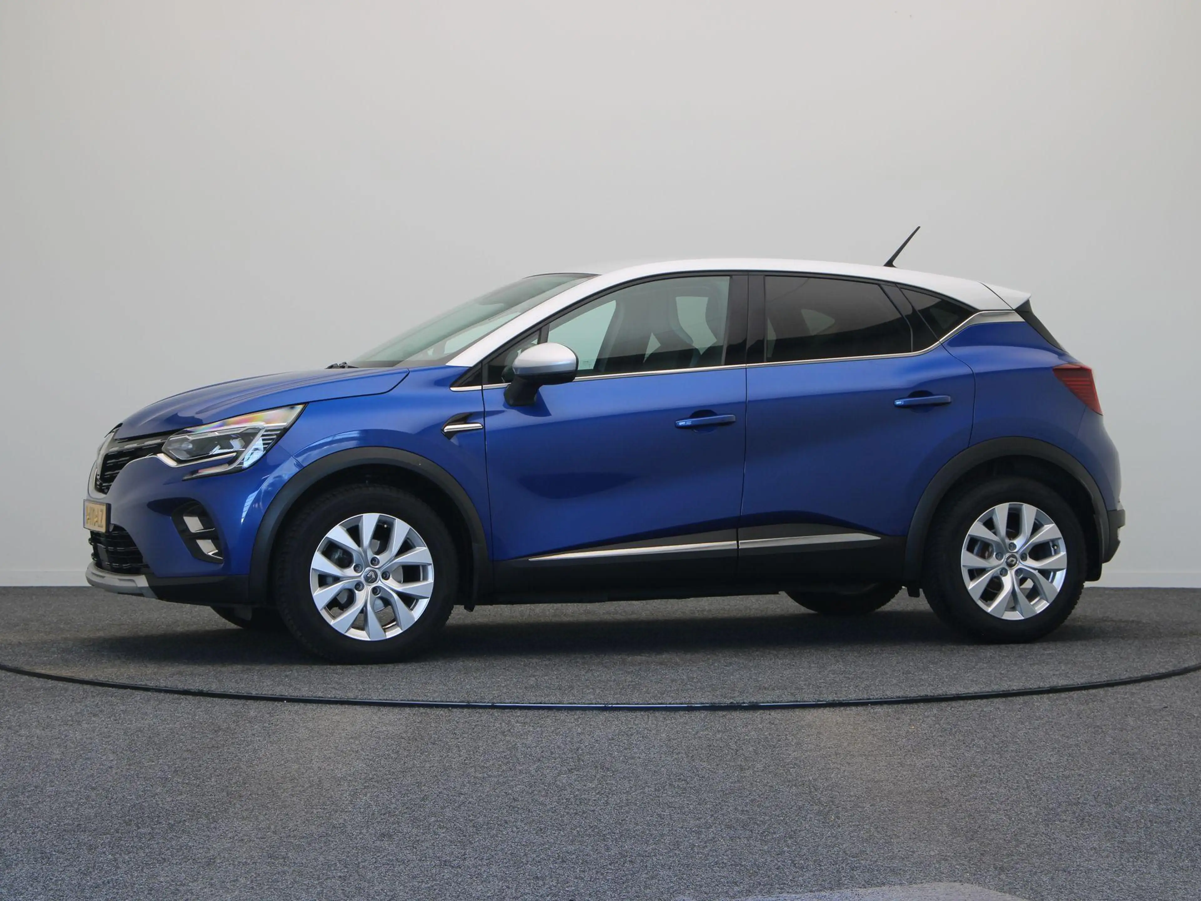 Renault Captur TCe 100pk Intens | Achteruitrijcamera | Navigatie — photo 12