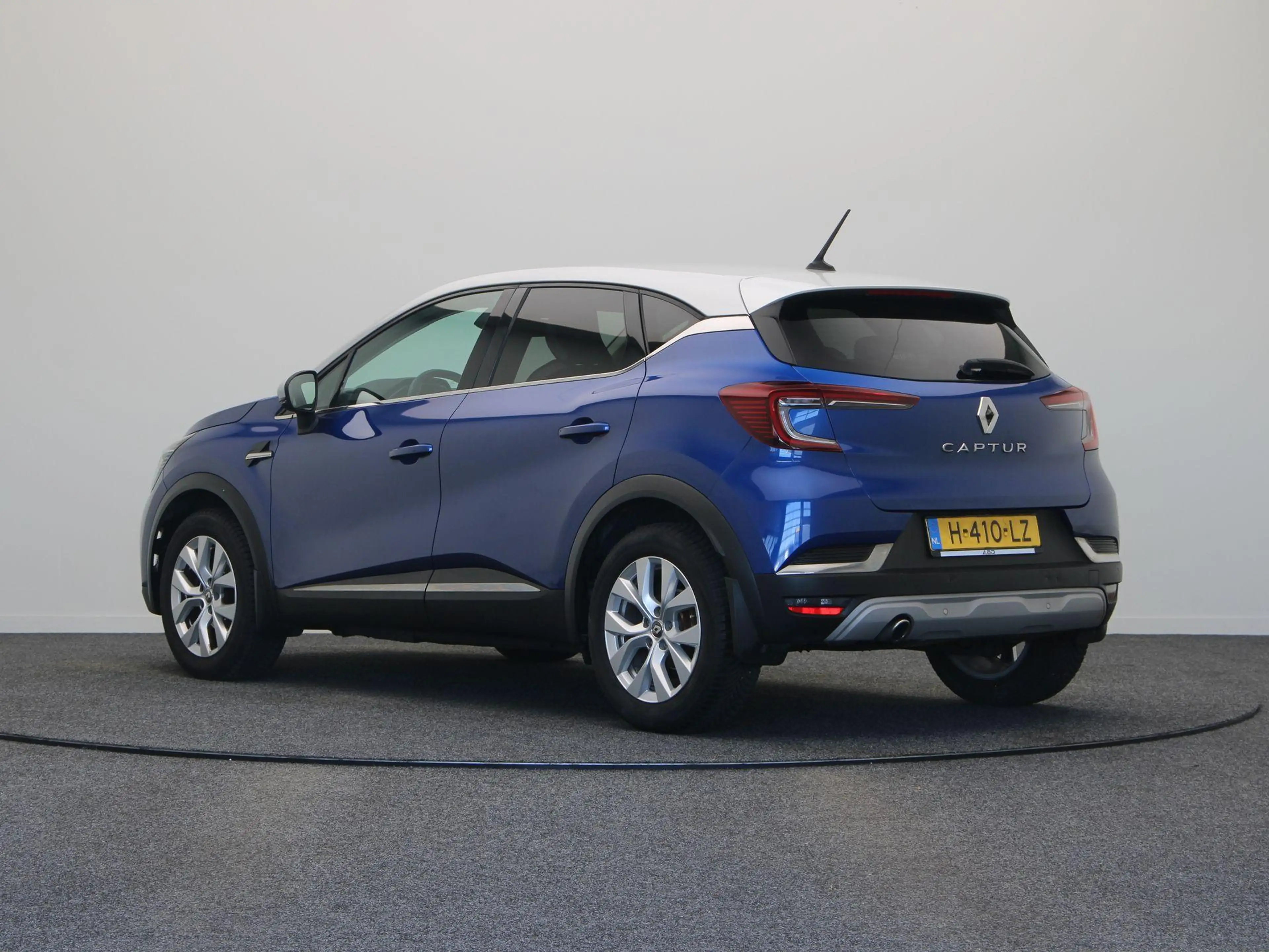 Renault Captur TCe 100pk Intens | Achteruitrijcamera | Navigatie — photo 2
