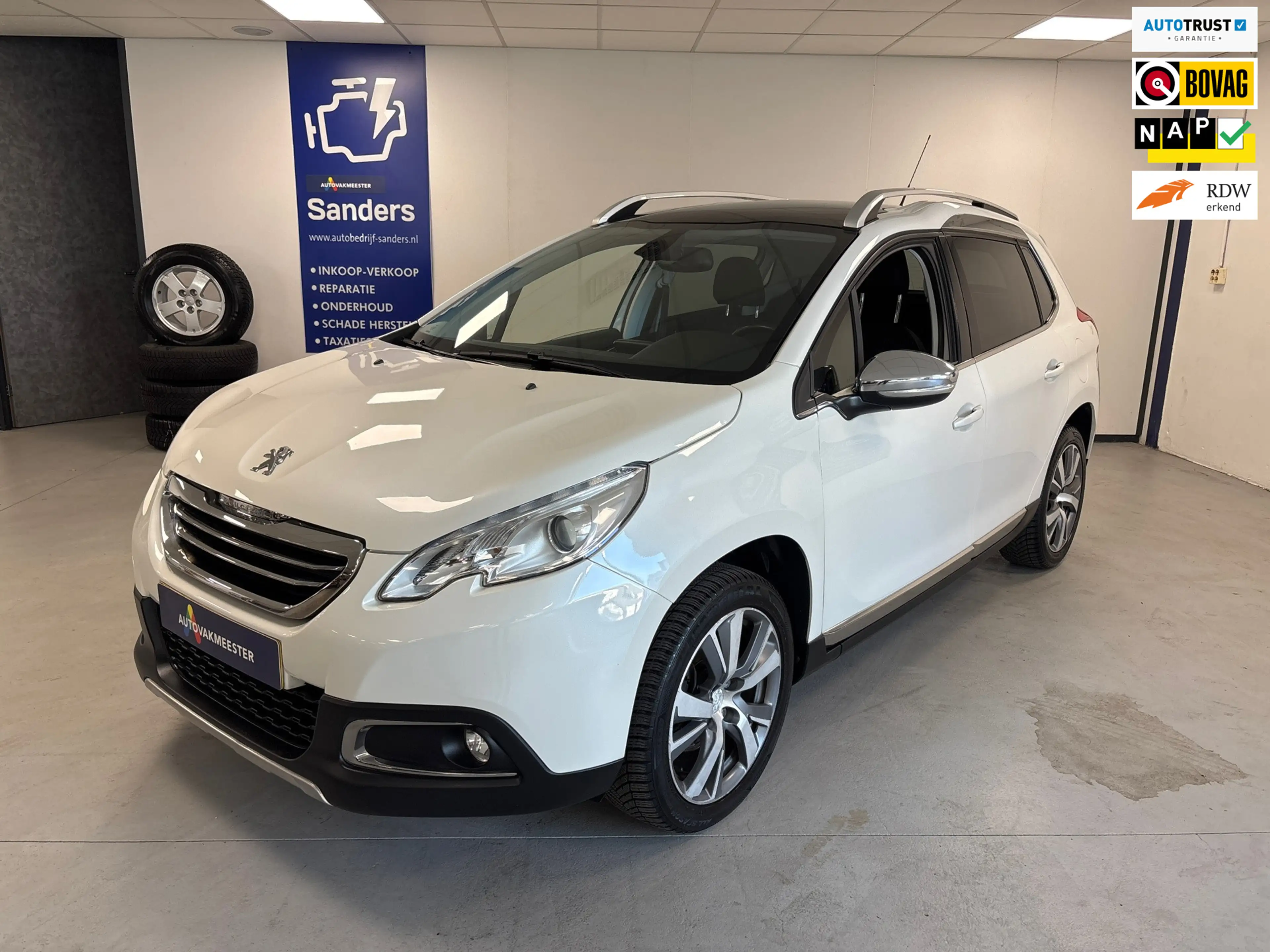 Peugeot 2008 1.2 PureTech Allure