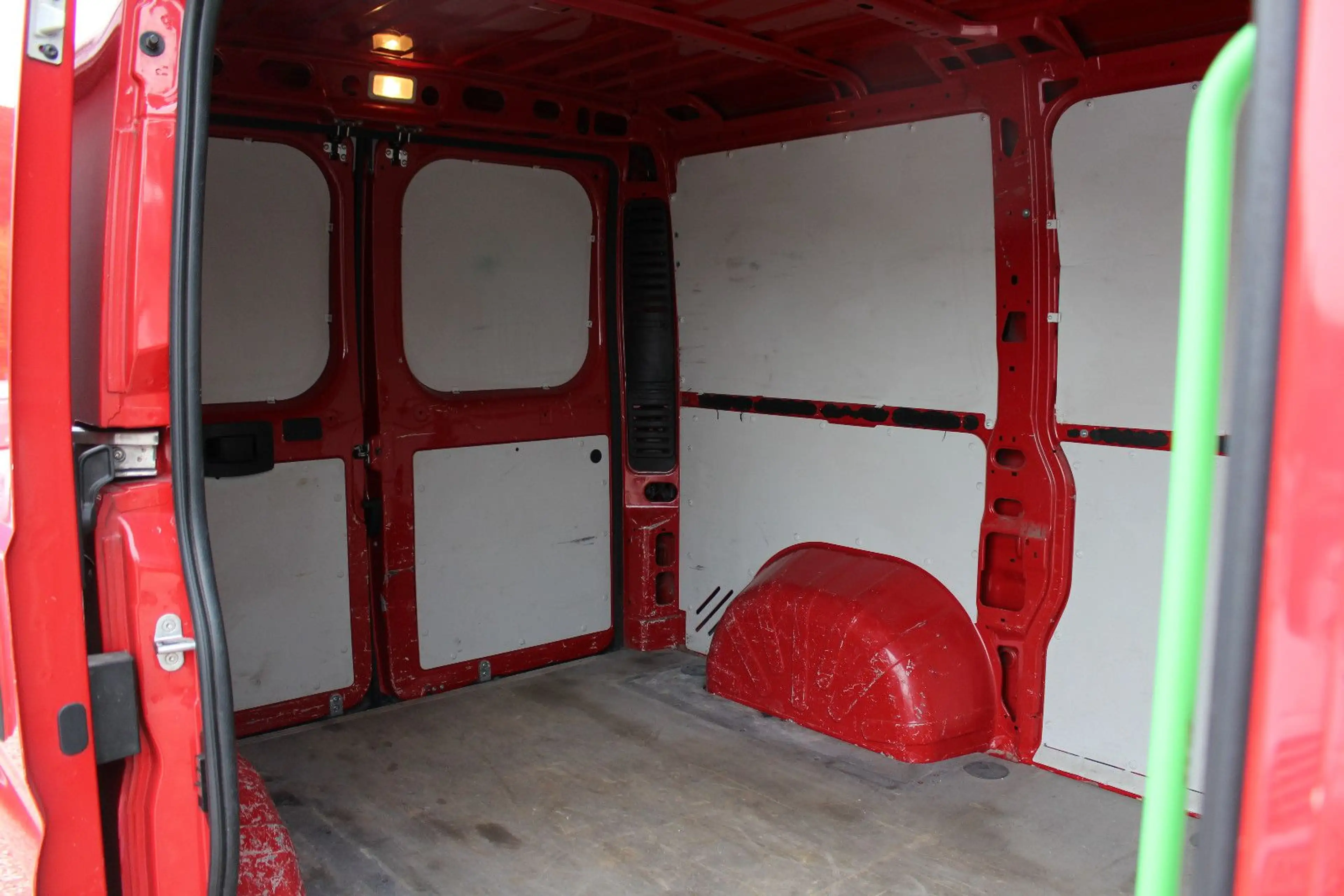 Peugeot Boxer L1H1 Pro BlueHDi 110*S.Heft*Kamera*Klima* — photo 14