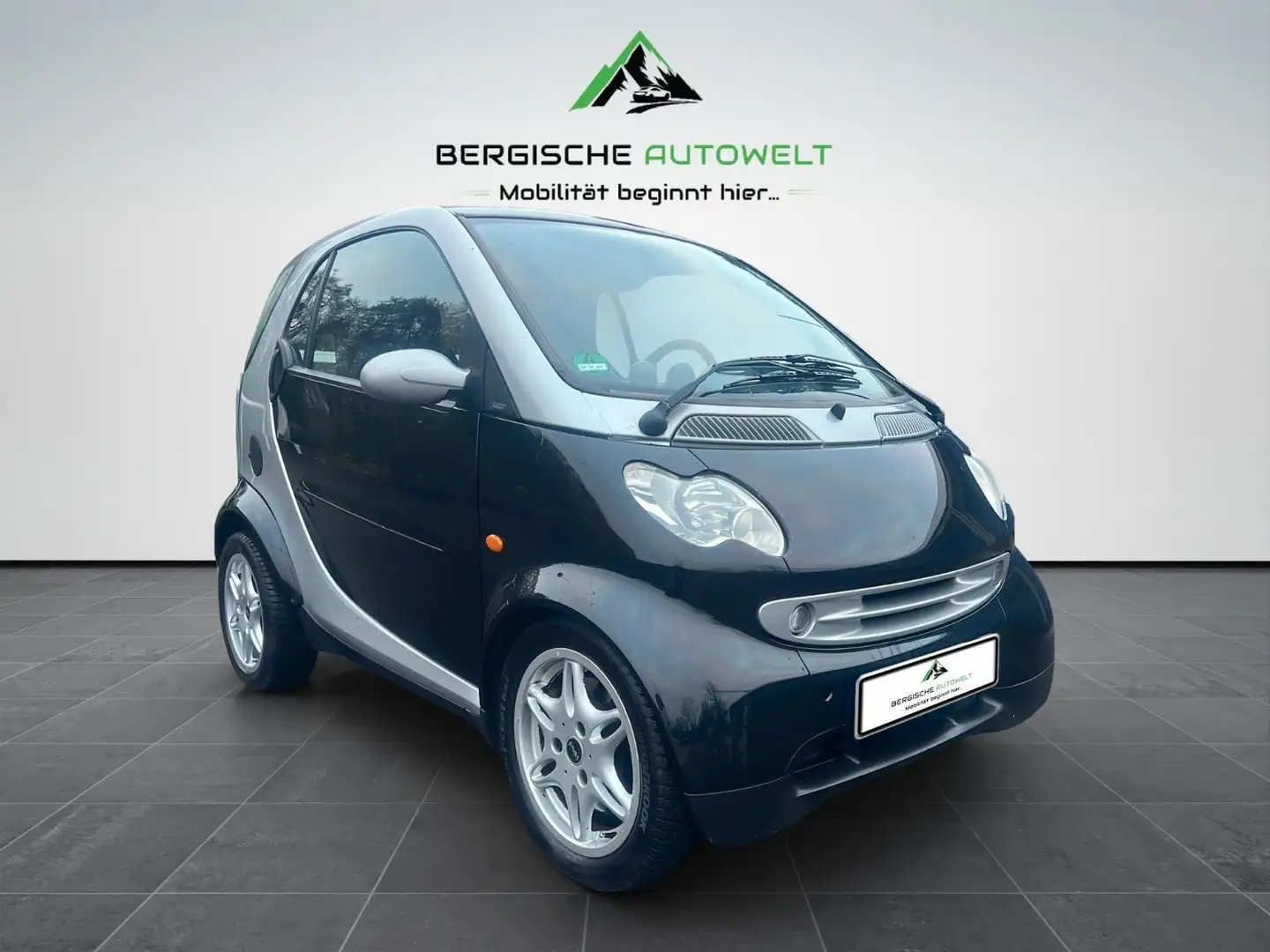 smart forTwo FORTWO PASSION CDI AUTM/TÜV-NEU/KLIMA/PANORAMA Schwarz - 1