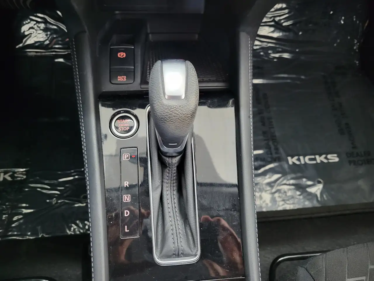 Nissan Kicks снимка Nissan Kicks